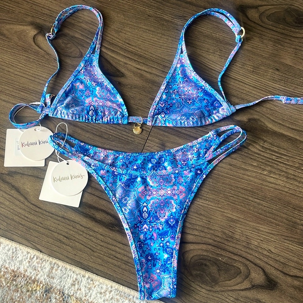Kulani Kinis Swimsuit: Size Small